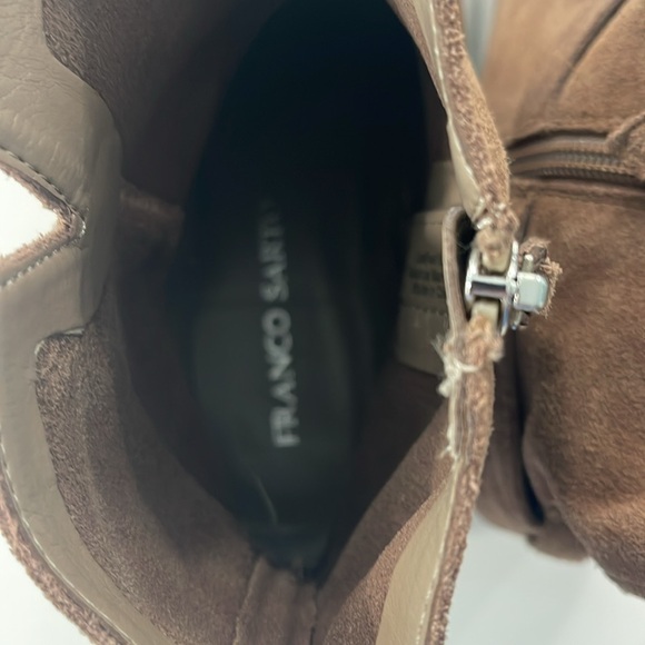 Like new Franco Sarto tan suede ankle boots size 8.5M - Picture 7 of 7